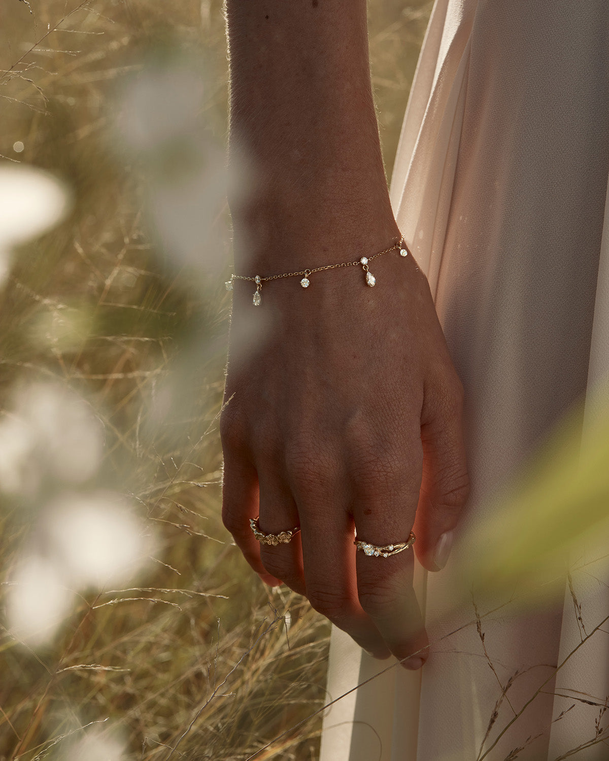 By Charlotte Bloom With Grace Ring, Gold