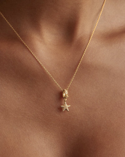 By Charlotte By the Sea Starfish Pendant, Gold
