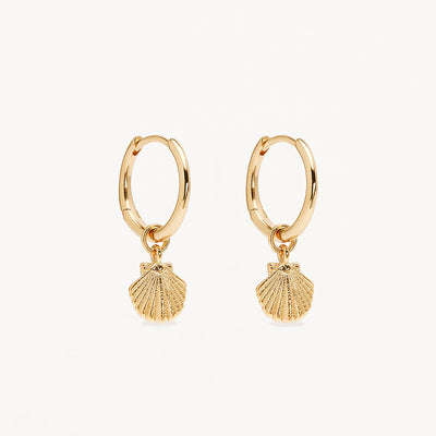 By Charlotte By the Shore Shell Hoops, Gold