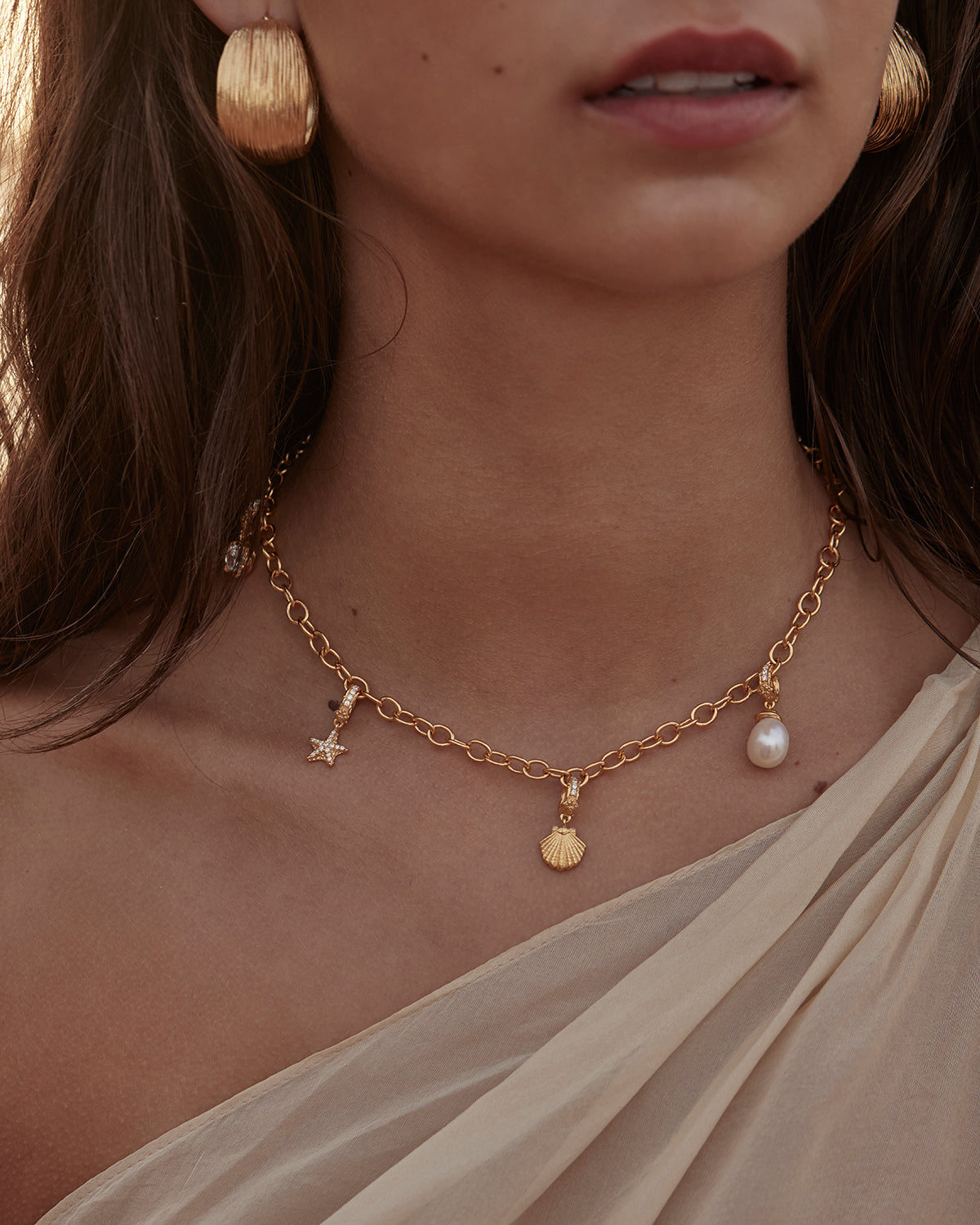 By Charlotte By the Shore Shell Pendant, Gold