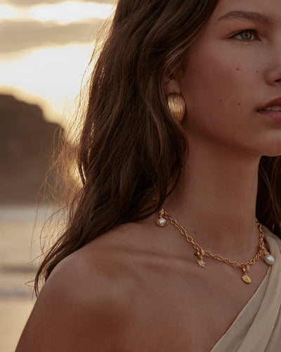 By Charlotte By the Shore Shell Pendant, Gold