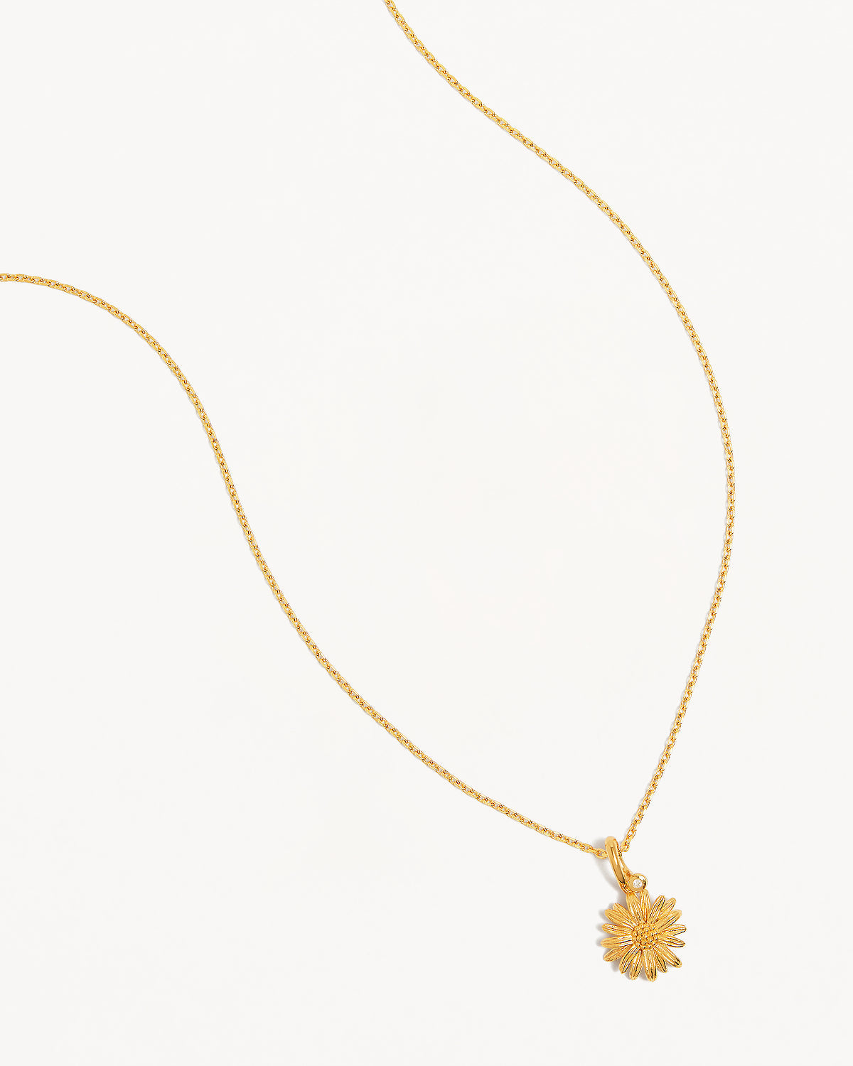 By Charlotte Birth Flower Necklace Daisy - April, Gold