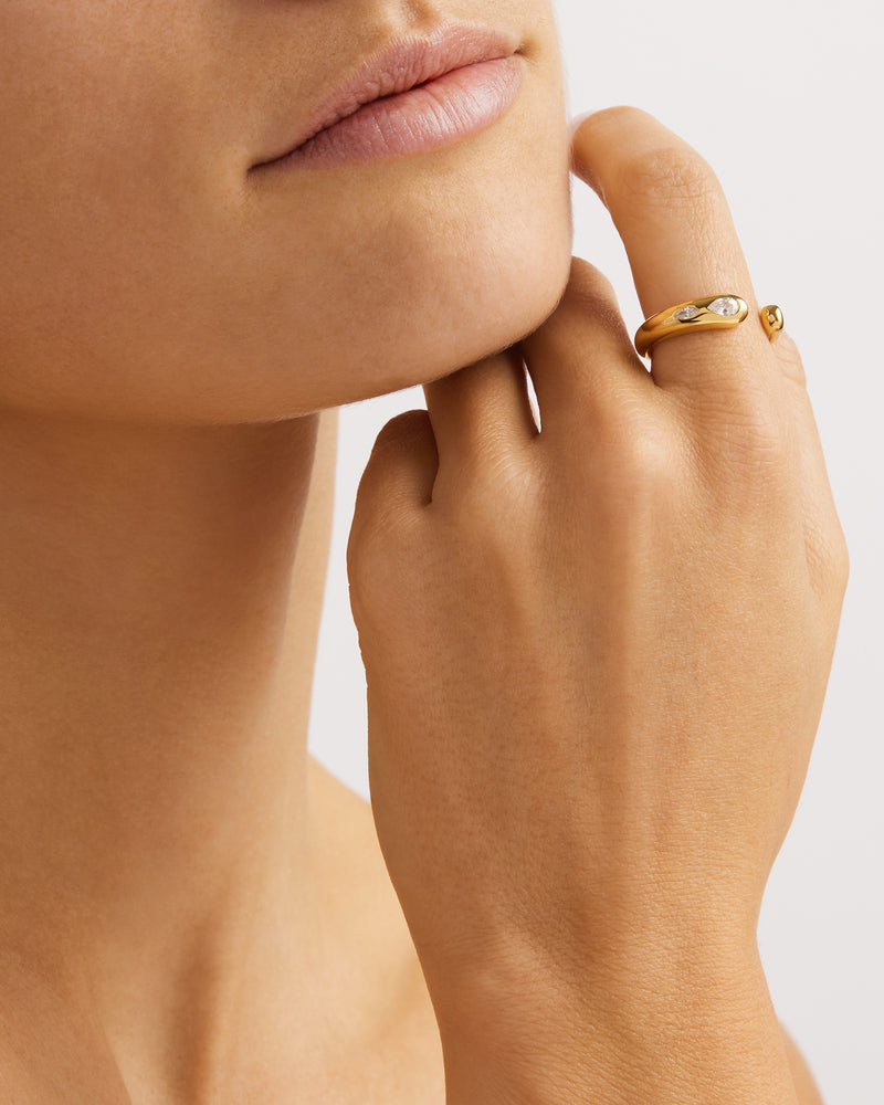 By Charlotte Dewdrop Ring, Gold