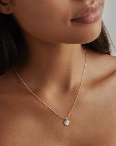 By Charlotte By the Shore Shell Necklace, Silver