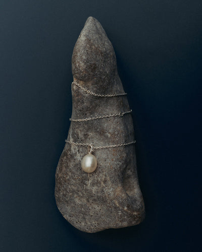 Kirstin Ash Maris Pearl Necklace, Silver