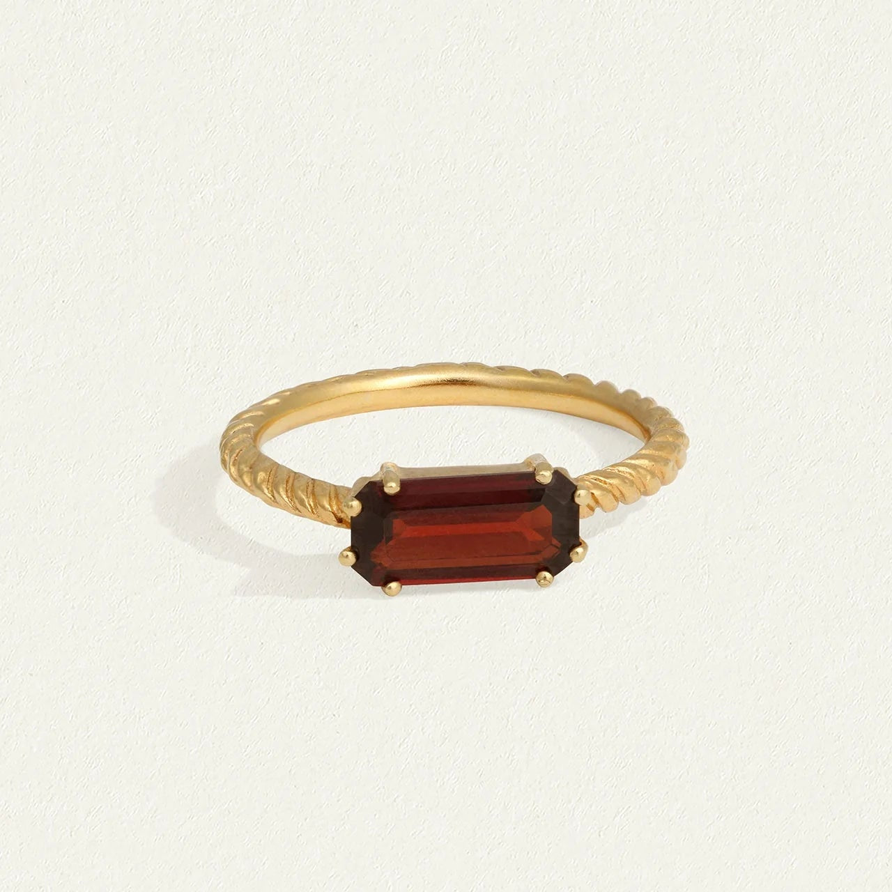Temple of the Sun Ember Ring, Gold