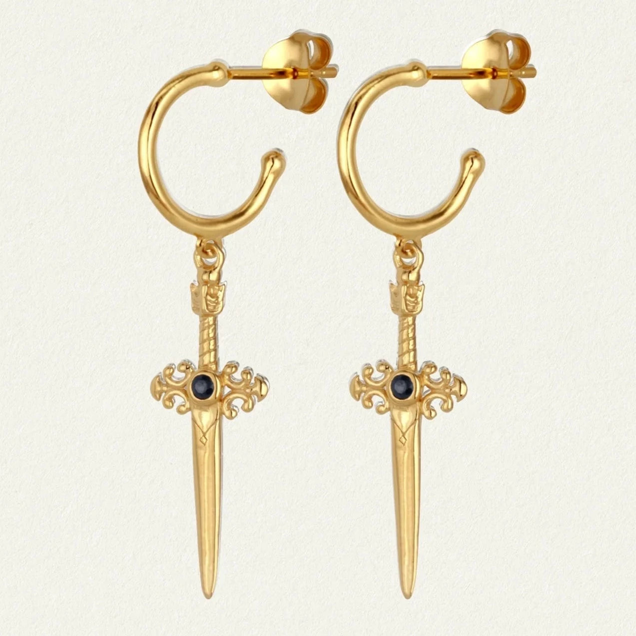 temple-of-the-sun-themis-earrings-gold-1