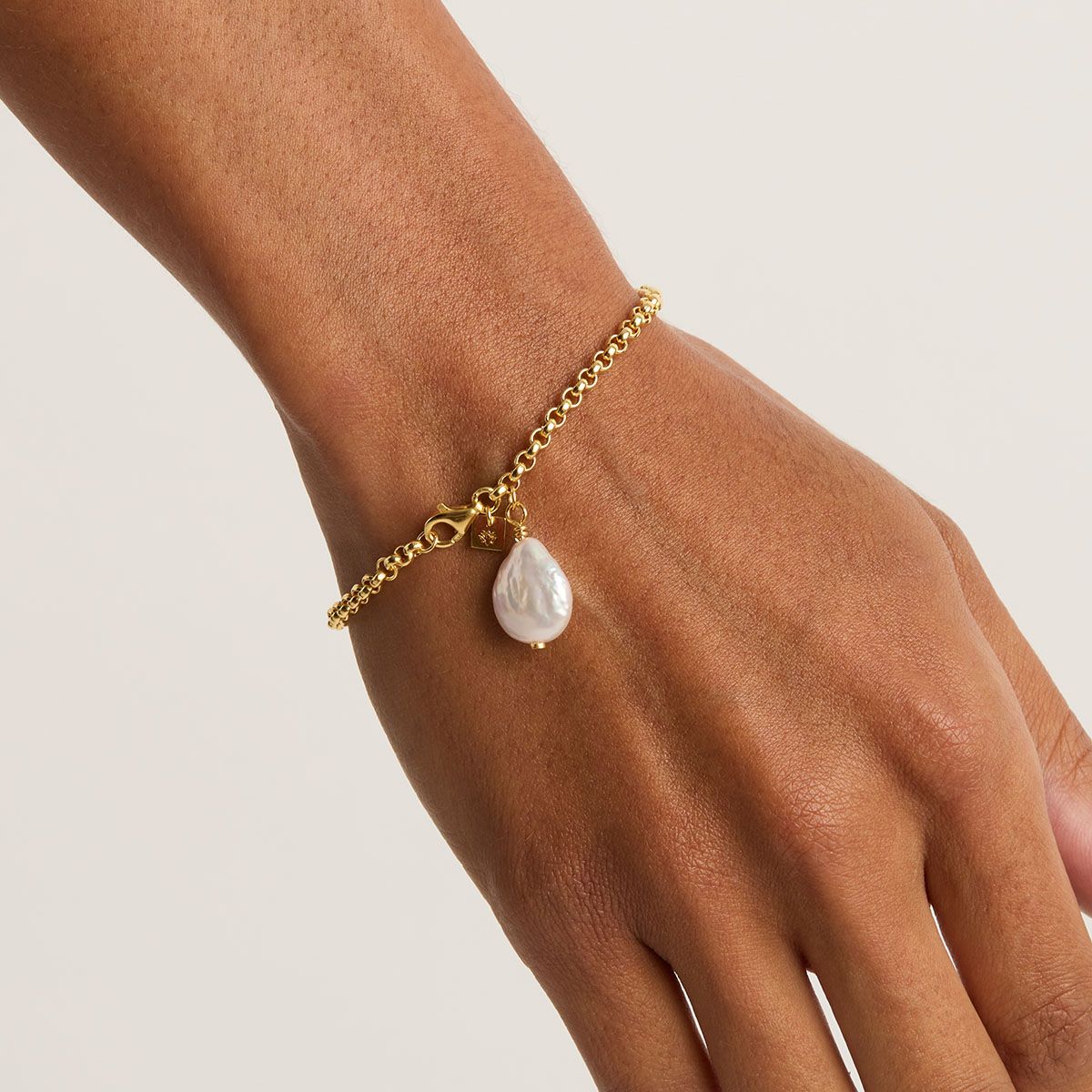 By Charlotte Embrace Stillness Bracelet, Gold or Silver