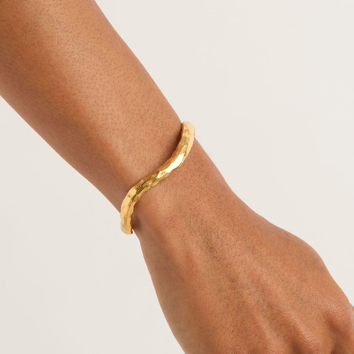 By Charlotte Horizon Cuff, Gold or Silver