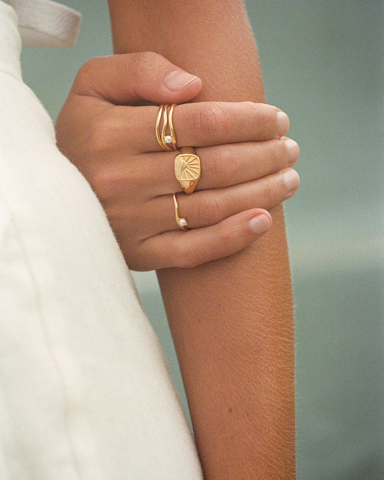 Kirstin Ash Soleil Signet Ring, Gold