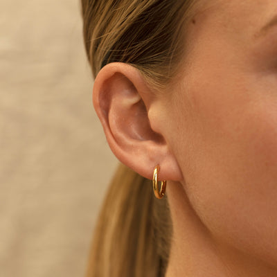 Linda Tahija Max Huggie Earrings, Gold