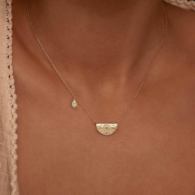 By Charlotte Lotus Birthstone Necklace (August), Gold